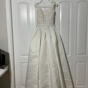 Oleg Cassini Wedding for quince dress